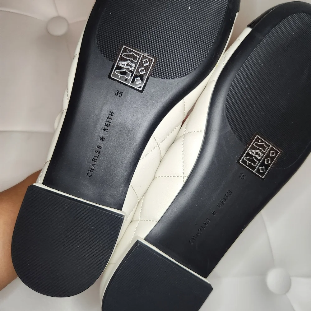 Charles & Keith Quilted Cap Toe Mary Janes 35 - Picture 7 of 8